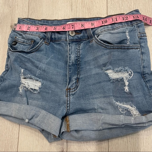 KANCAN Stretchy Blue Distressed Rolled Cuff Short Jean Shorts Size 7/27 - Picture 2 of 6